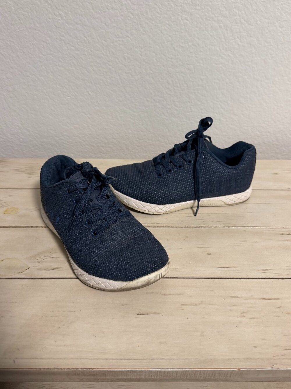 NOBULL Outwork Navy Women's Size 6